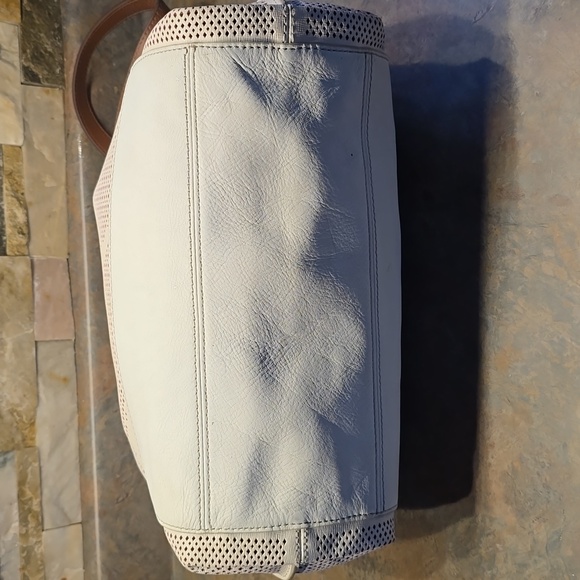 Fossil White and Tan Leather Tote Bag - Picture 6 of 6